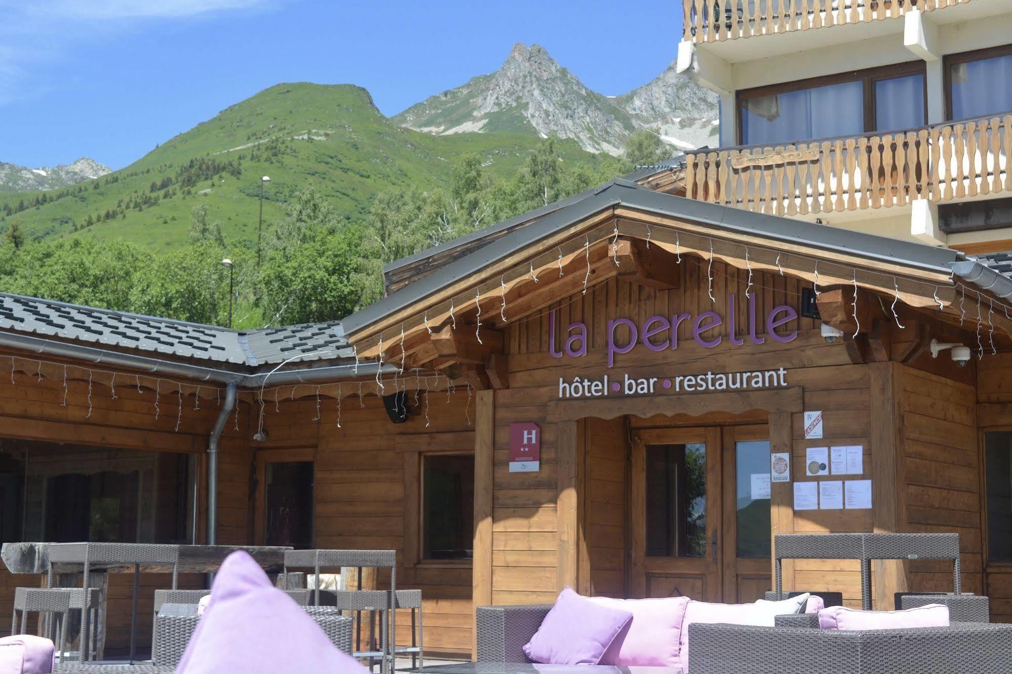 La Perelle Hotel Saint-François-Longchamp Exterior photo